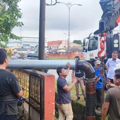 PEMASANGAN 1 UNIT PAM BERGERAK DI KAWASAN KOMPLEKS KESIHATAN BUKIT PAYONG